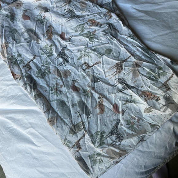 Pottery barn crib sheets - Picture 2 of 3